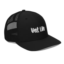 Load image into Gallery viewer, Vet Life Richardson Snapback Cap
