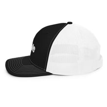 Load image into Gallery viewer, Vet Life Richardson Snapback Cap
