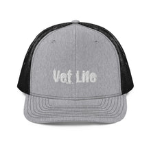 Load image into Gallery viewer, Vet Life Richardson Snapback Cap
