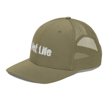 Load image into Gallery viewer, Vet Life Richardson Snapback Cap
